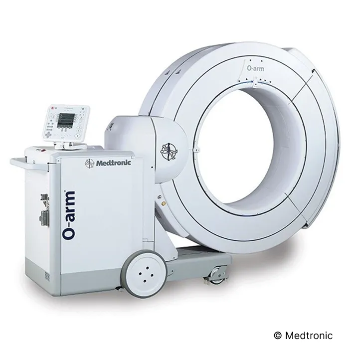 術中3D画像撮影装置（O-armイメージングシステム）